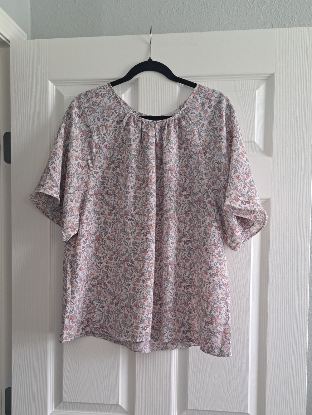 Floral Top 8/19